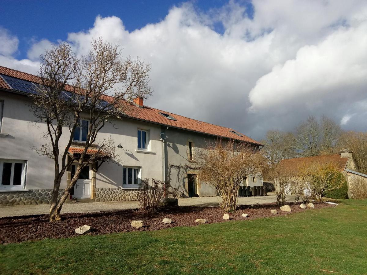 Saint-Priest-des-Champs Chambres D'Hotes Quatre Mains מראה חיצוני תמונה