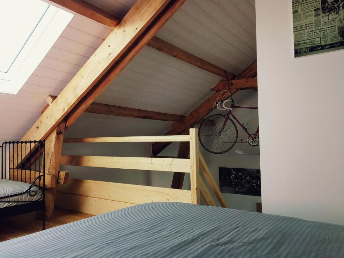 Saint-Priest-des-Champs Chambres D'Hotes Quatre Mains מראה חיצוני תמונה